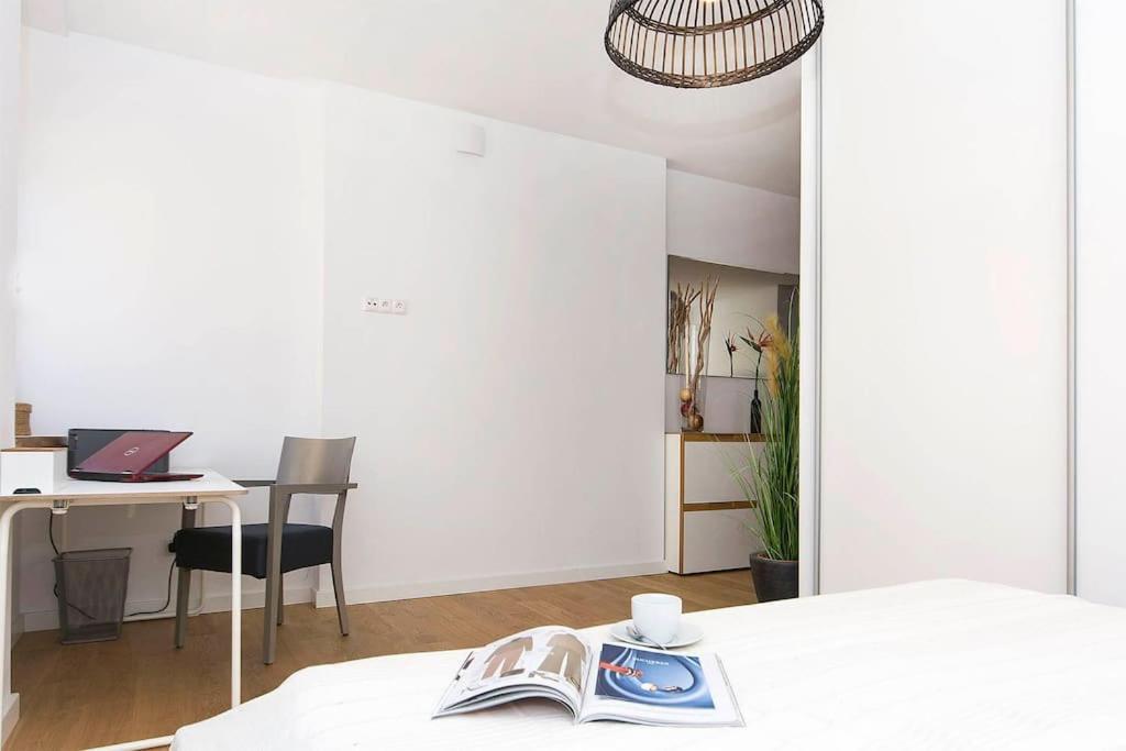 Hello Modena Sw Ducha Апартаменти